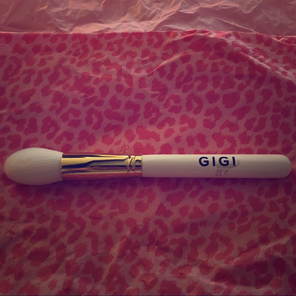 Gorgeous Contour Brush
